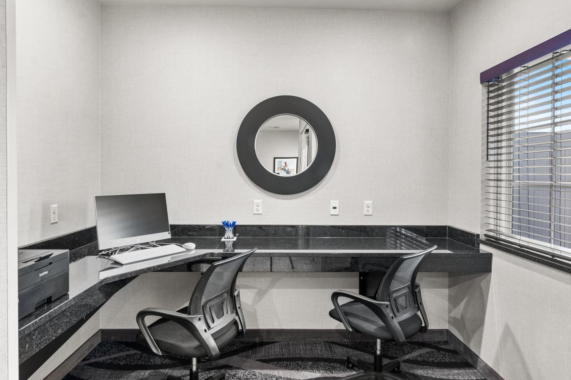 Cobblestone Hotel & Suites - Denmark ภายนอก รูปภาพ